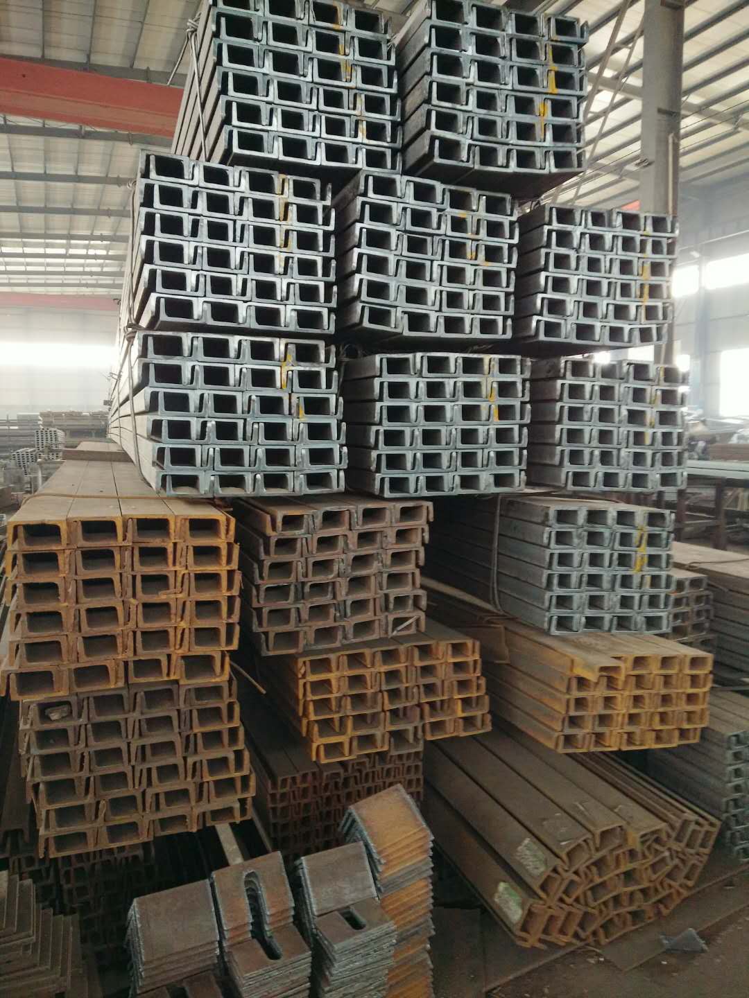充足原料，河南系梁模板廠家等你來(lái)下單